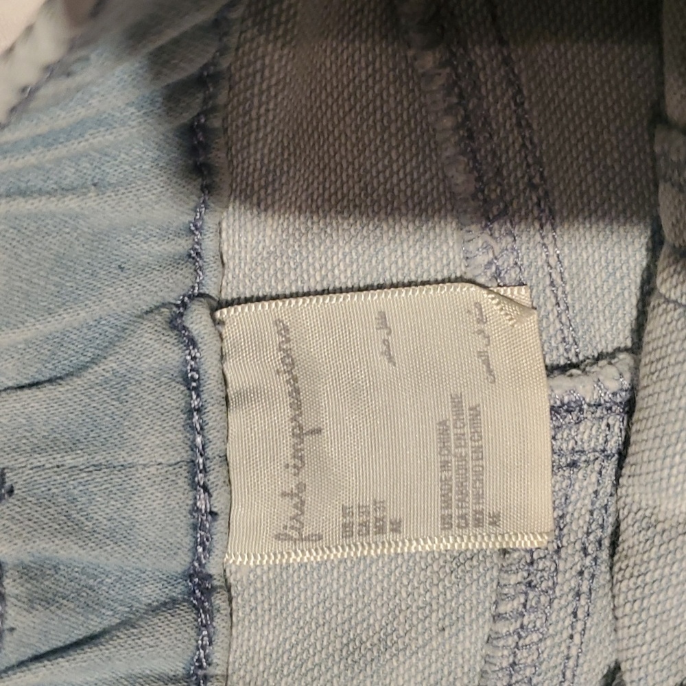 Shorts - Picture 3 of 3